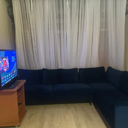 Quiet Comfortable 3 Bedroom With Pool, Scutari *